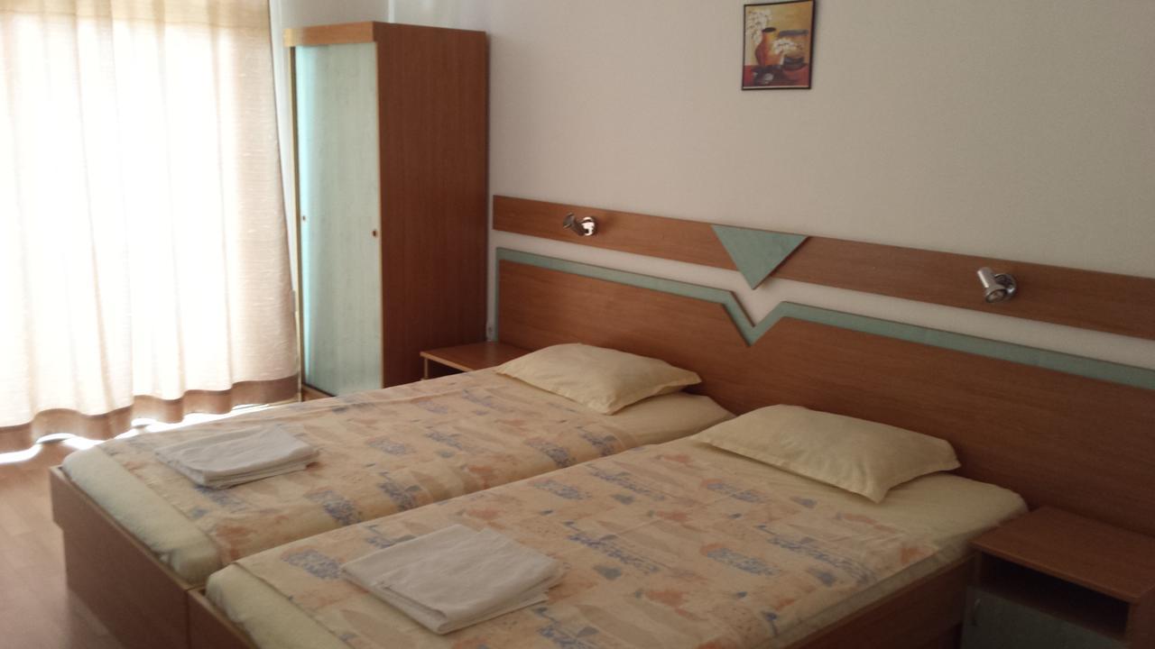Hotel Diva Равда Екстер'єр фото