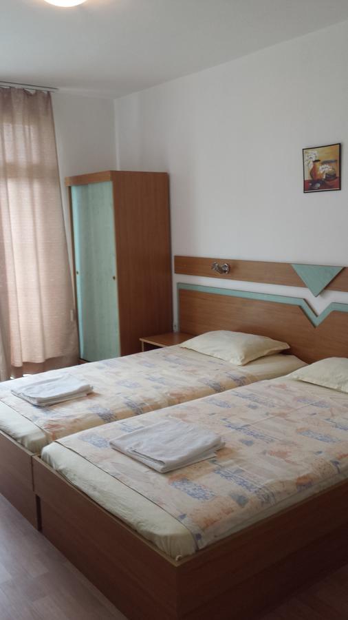 Hotel Diva Равда Екстер'єр фото