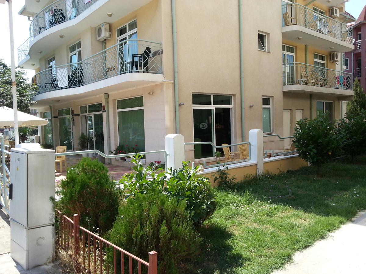 Hotel Diva Равда Екстер'єр фото