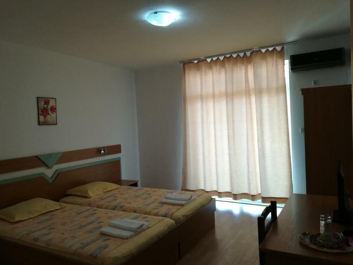 Hotel Diva Равда Екстер'єр фото