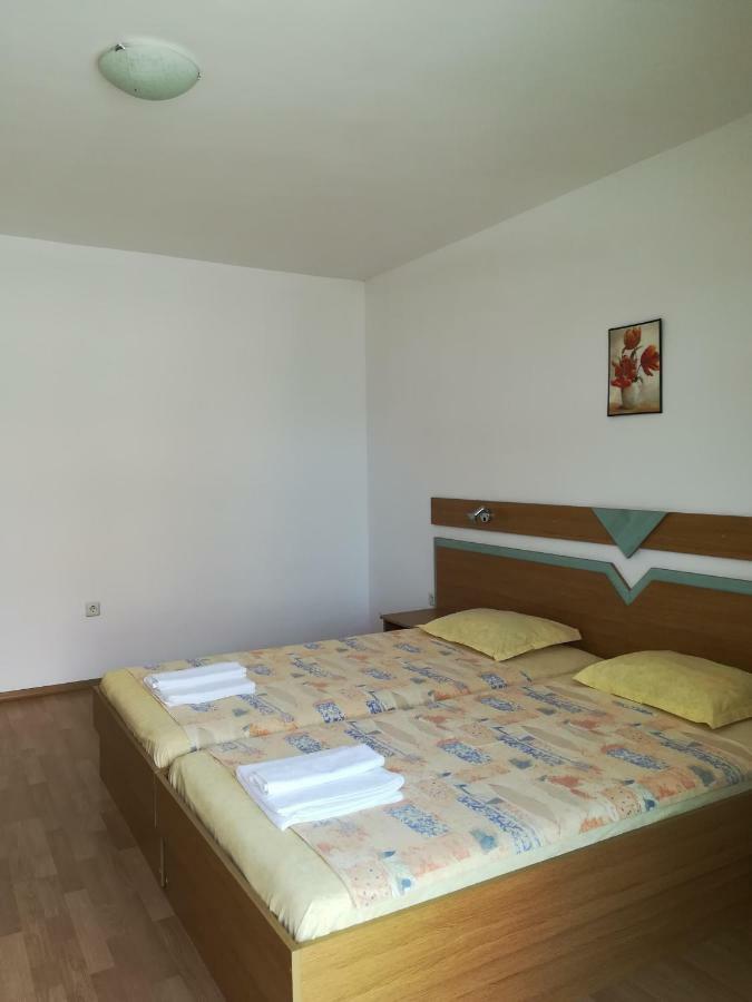 Hotel Diva Равда Екстер'єр фото